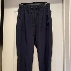 Old Navy Stretch Tech Cropped Straight Leg Pant, size medium